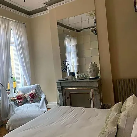 Bed & Breakfast Le Salon Des Muses *