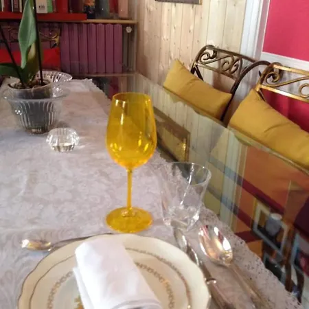 Le Salon des Muses Couette-café *